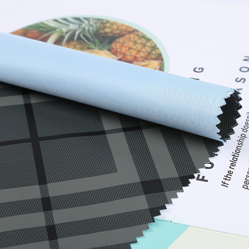 全涤三维纺复合彩膜面料 时尚时装运动服面料现货批发速干