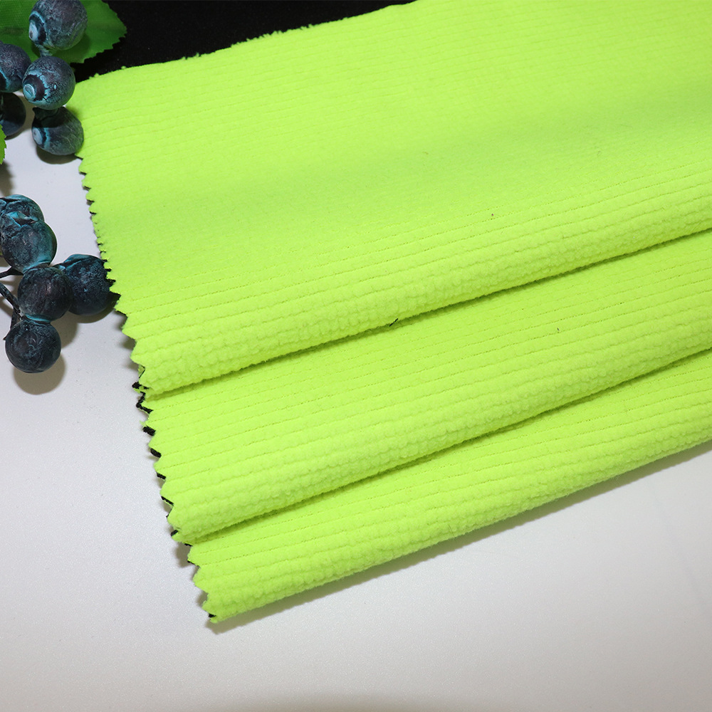 源头厂家 复合牛奶丝抽条摇粒绒面料 户外运动装透气复合面料直销