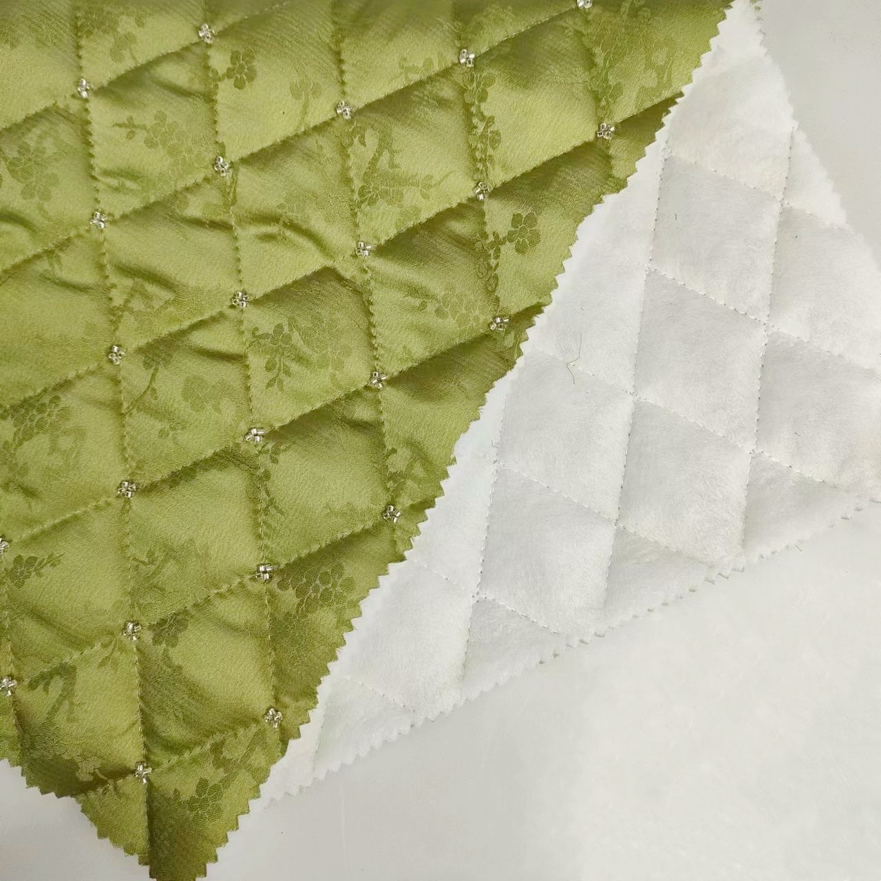 绗缝棉布料夹棉布珠管绣花布国风提花绗棉衍缝面料秋冬夹棉布料