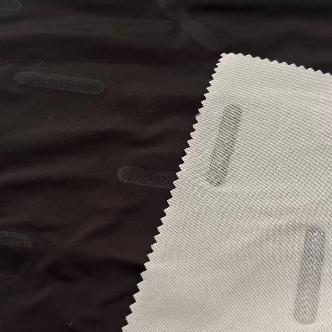 400t春亚纺超压全消光印花充绒羽绒服面料三防面料涤纶面料染色布