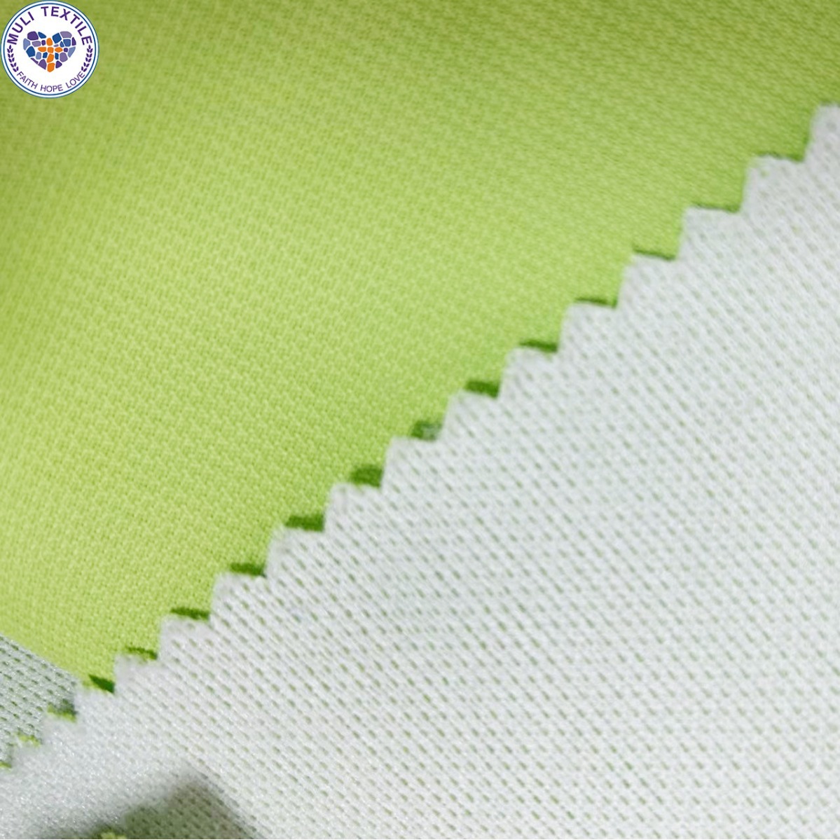 现货150G全涤平纹小蜂巢PU涂层复合针织布校服冲锋衣面料