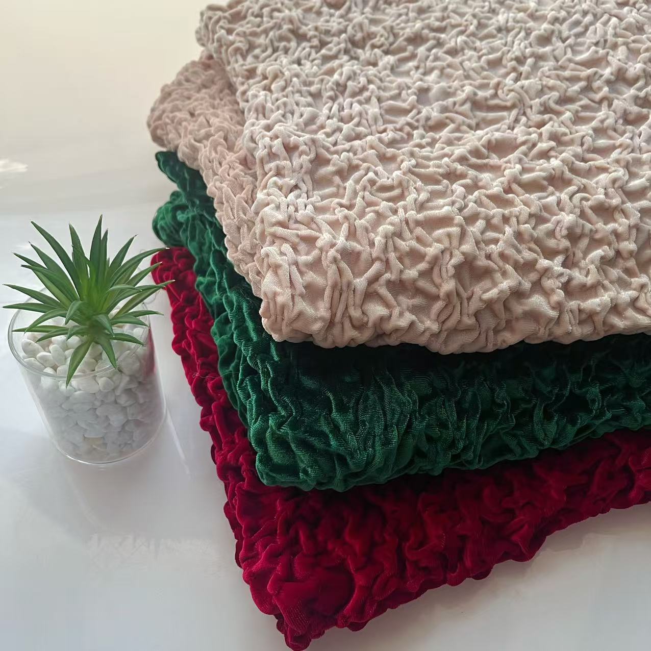 丝绒布单层布弹力绗缝工艺球装饰布舞台布置氛围春秋连衣裙面料