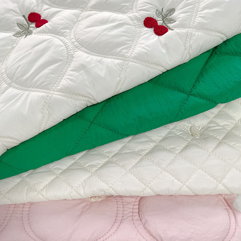 定制绗棉加毛巾绣刺绣夹棉衍缝包包棉服童装宠物用品面料绣花布