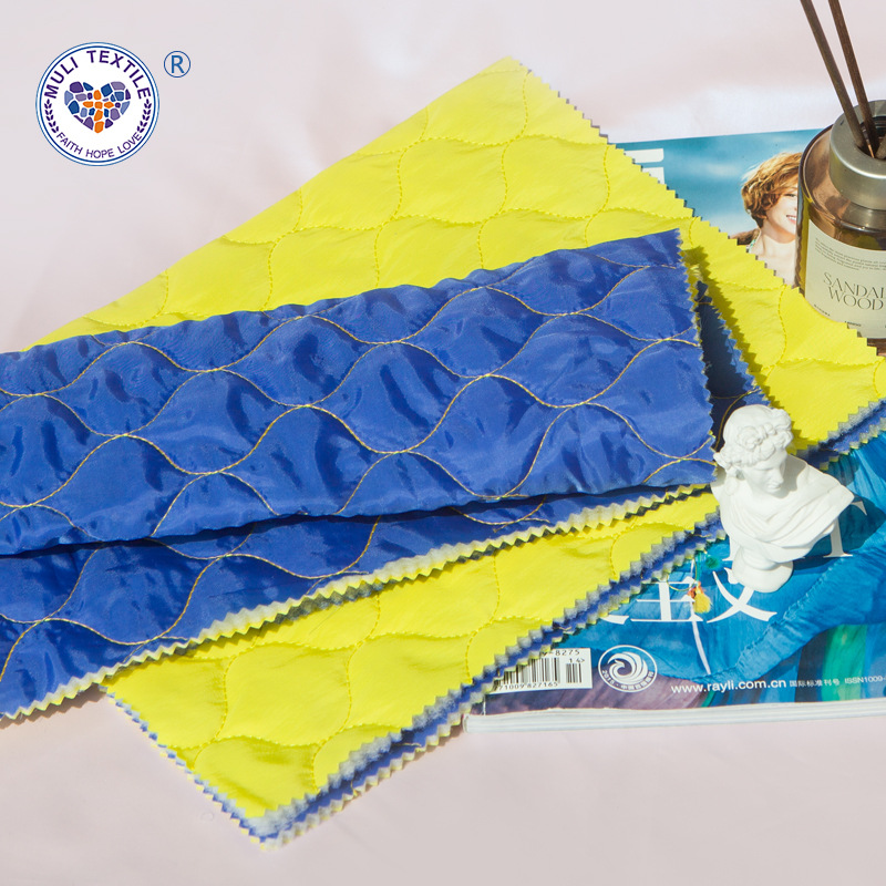 葫芦s曲线绗绣 童装羽绒服 夹棉绗缝面料超声波压花 刺绣面料