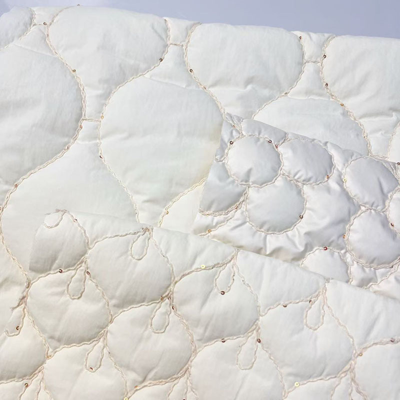 定制新款绗棉亮片＋绳绣绗缝棉布料绗缝夹棉包面料设计师棉衣面料