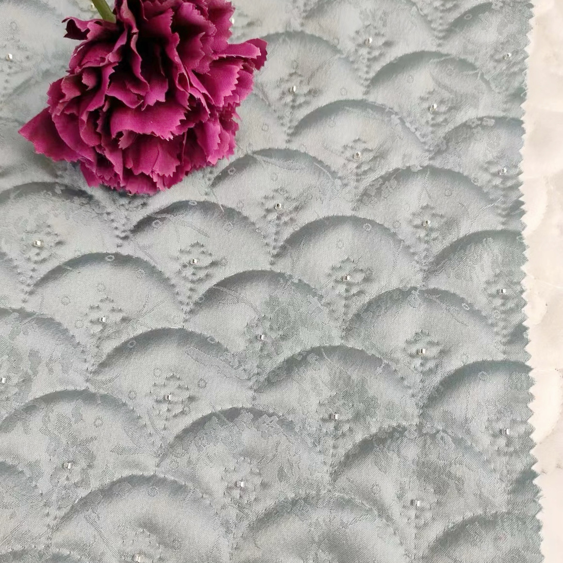 绣花工厂 国风提花鱼鳞珠管绣绗棉面料刺绣布料