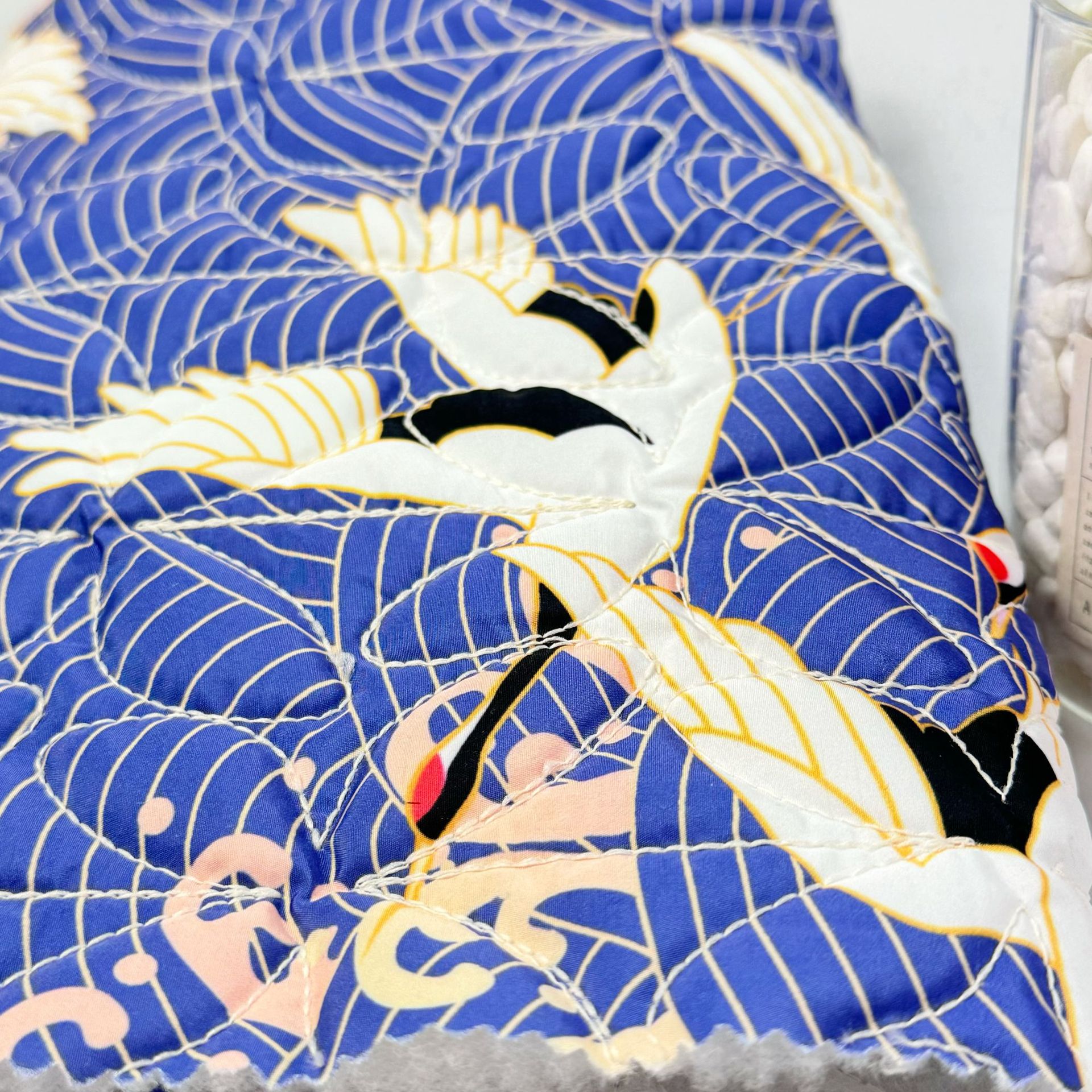 全涤春亚纺国风水波纹仙鹤印花布绗缝绗绣绗棉面料衍缝布料批发