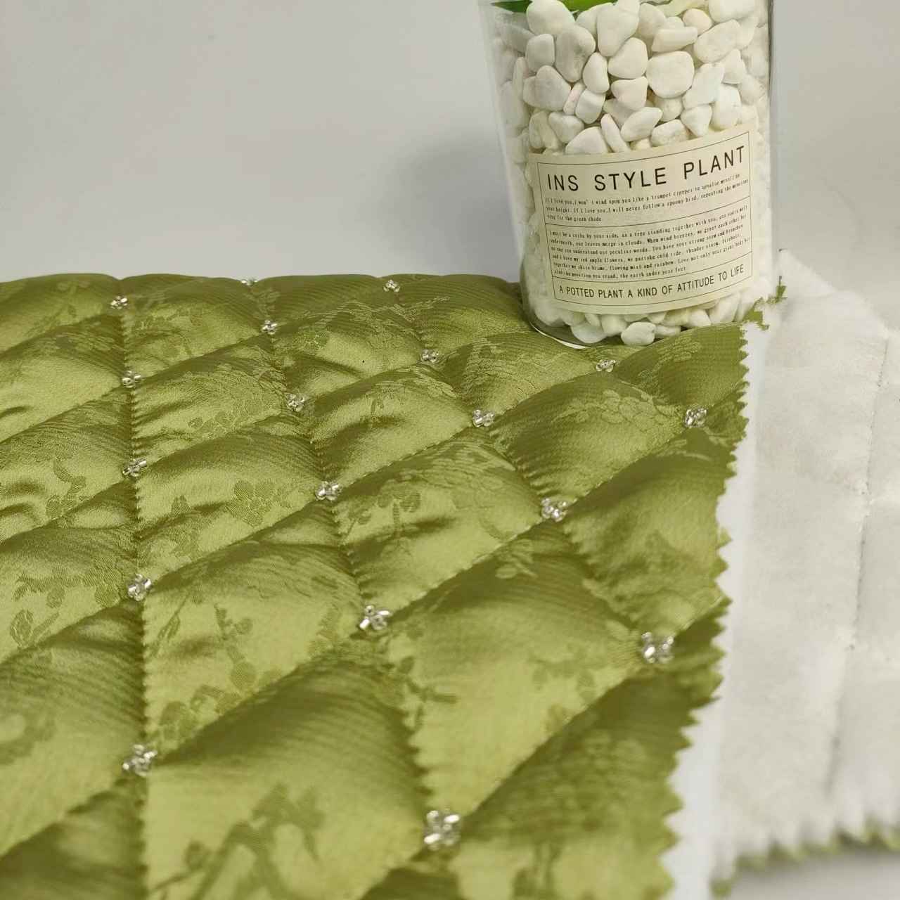 绗缝棉布料夹棉布珠管绣花布国风提花绗棉衍缝面料秋冬夹棉布料