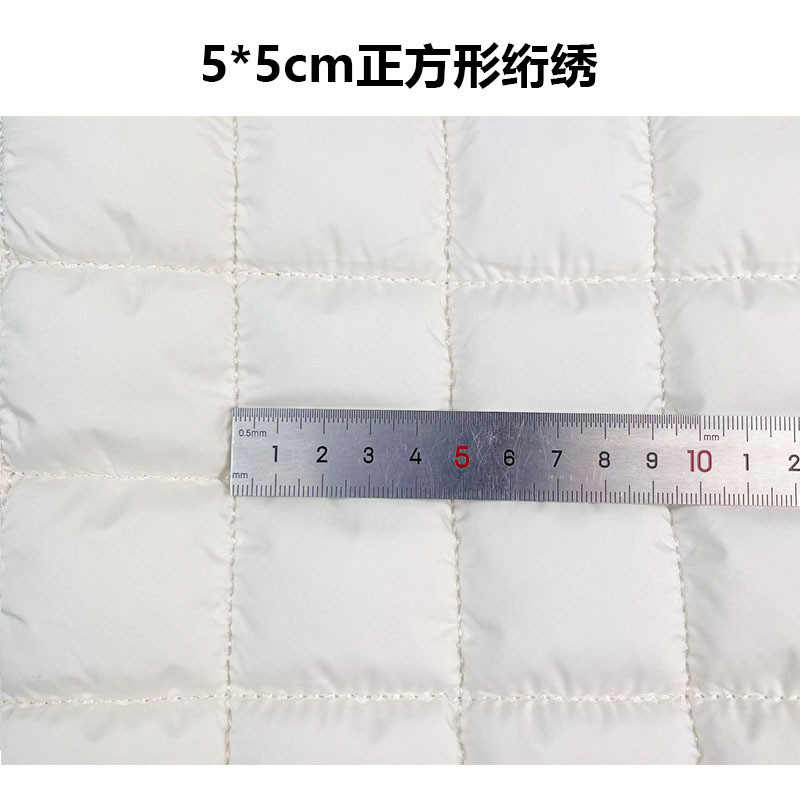 云朵包服装沙发垫绗缝夹棉布料绗绣花面料衍缝正方形格子绗