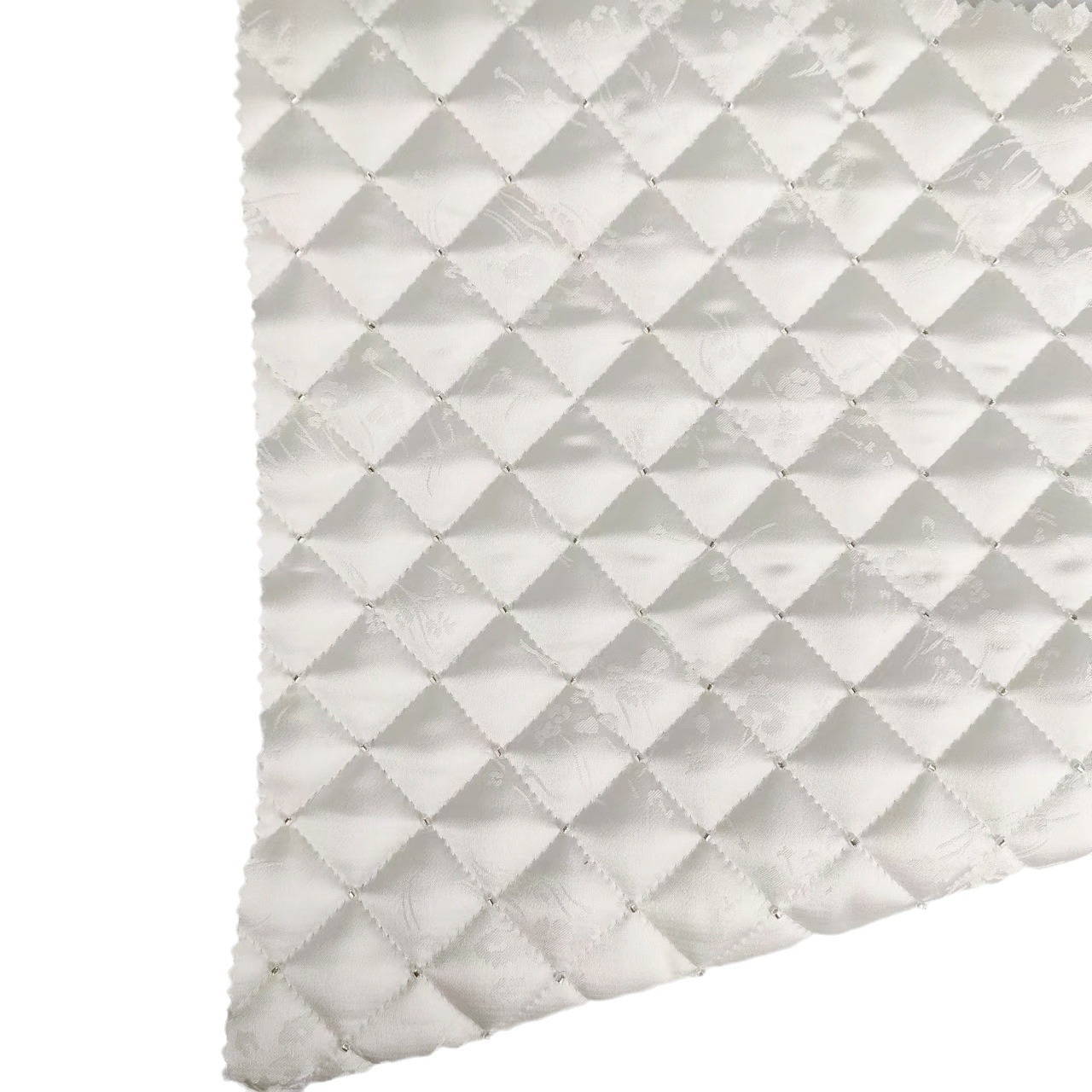 自有工厂 国风格子珠管绣绗棉秋冬棉服云朵包化妆包面料绗缝印花